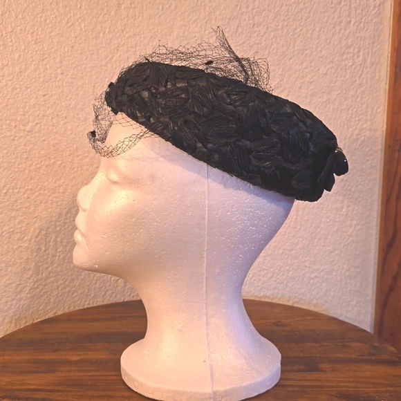 Womens Vintage Black Woven Straw Dress Hat with BOW Netting 1950'S/1960 - Picture 5 of 7